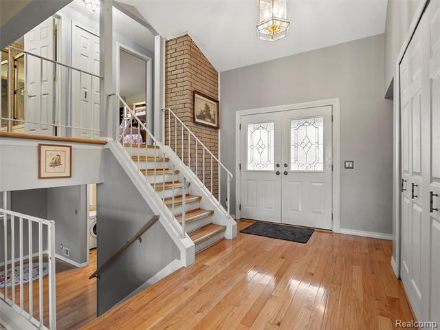 Builiding view eight for 1939 Chancery, Troy, MI. 48085