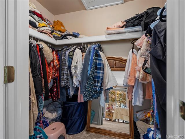 Builiding view thirty seven for 1939 Chancery, Troy, MI. 48085