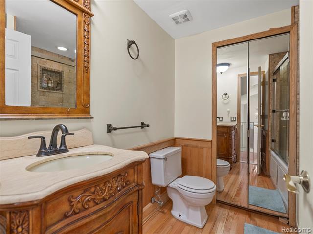 Builiding view thirty three for 1939 Chancery, Troy, MI. 48085