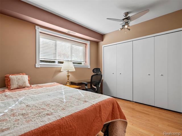 Builiding view thirty for 1939 Chancery, Troy, MI. 48085