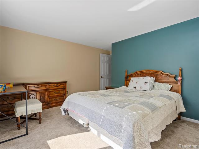 Builiding view twenty five for 1939 Chancery, Troy, MI. 48085