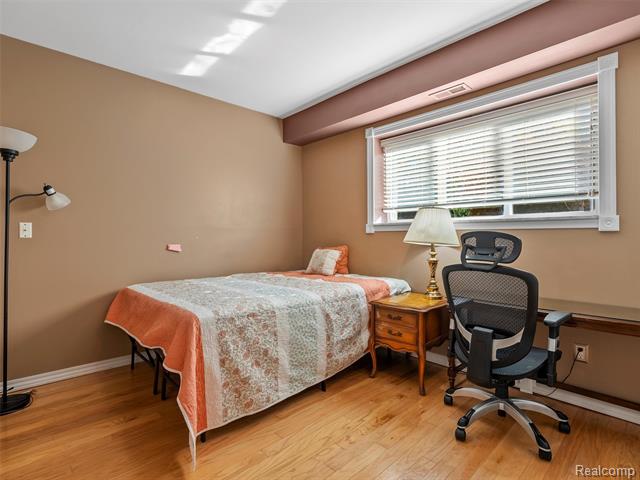 Builiding view twenty nine for 1939 Chancery, Troy, MI. 48085