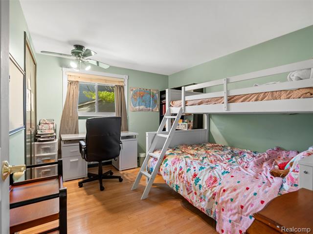 Builiding view twenty six for 1939 Chancery, Troy, MI. 48085