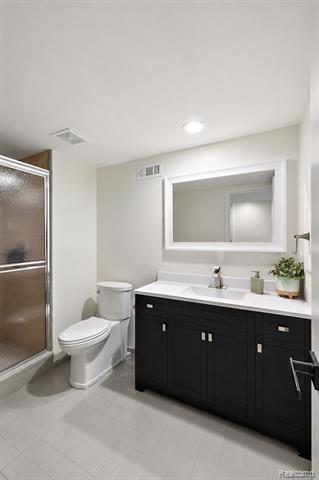 Builiding view thirty five for 1966 Mapleridge, Rochester, MI. 48309