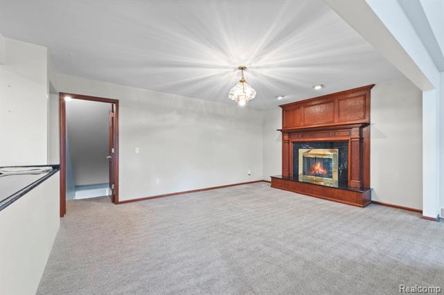 Builiding view twenty three for 871 Spartan, Rochester, MI. 48309