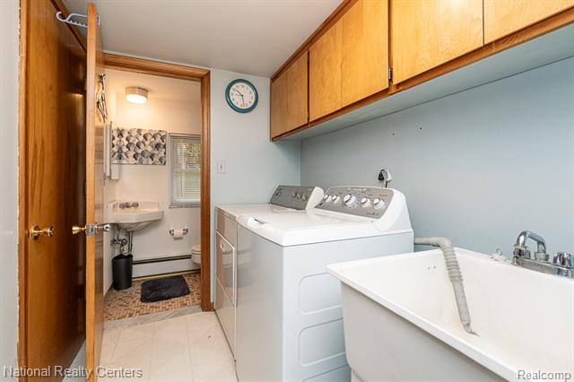 Builiding view fifteen for 837 Dakota, Rochester, MI. 48307