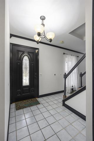 Builiding view three for 408 Arlington, Rochester, MI. 48307