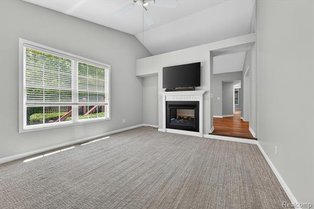 Builiding view eighteen for 1259 Burgoyne, Rochester, MI. 48307