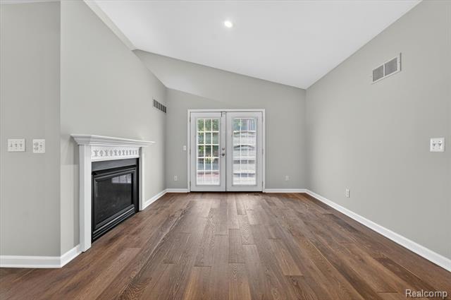Builiding view five for 1259 Burgoyne, Rochester, MI. 48307