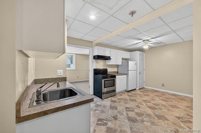 Builiding view forty five for 1259 Burgoyne, Rochester, MI. 48307