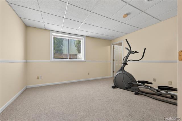 Builiding view forty seven for 1259 Burgoyne, Rochester, MI. 48307