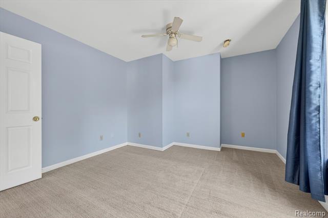 Builiding view thirty four for 1259 Burgoyne, Rochester, MI. 48307
