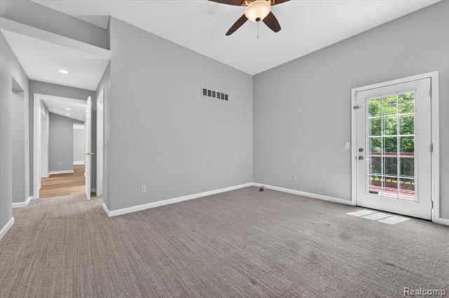 Builiding view twenty one for 1259 Burgoyne, Rochester, MI. 48307