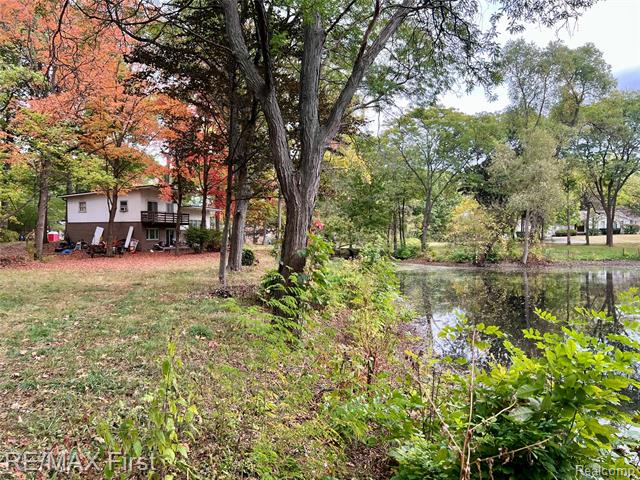 Builiding view nineteen for 2375 Snellbrook, Auburn Hills, MI. 48326