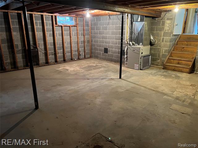 Builiding view sixteen for 2375 Snellbrook, Auburn Hills, MI. 48326