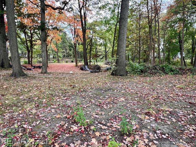 Builiding view twenty one for 2375 Snellbrook, Auburn Hills, MI. 48326