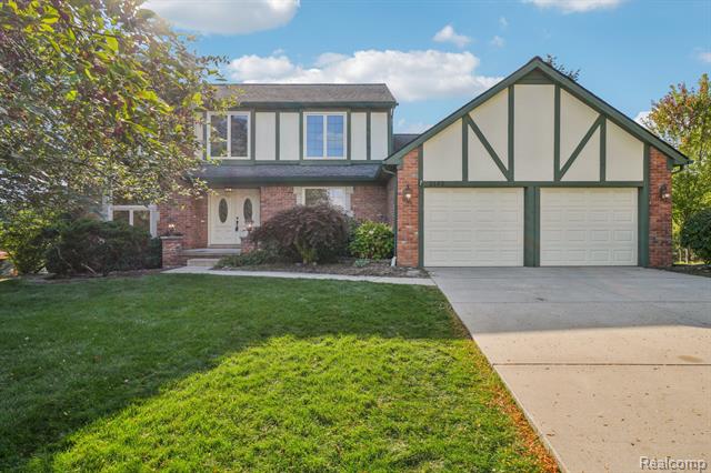 Builiding view one for 2142 Kennedy, Rochester, MI. 48309