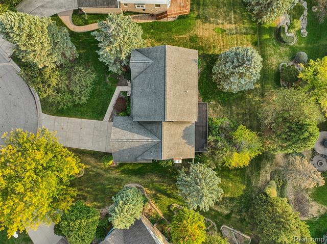 Builiding view sixty four for 2142 Kennedy, Rochester, MI. 48309