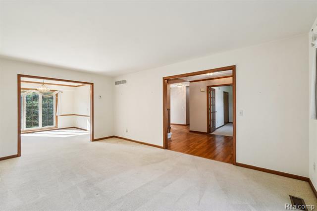 Builiding view ten for 2142 Kennedy, Rochester, MI. 48309