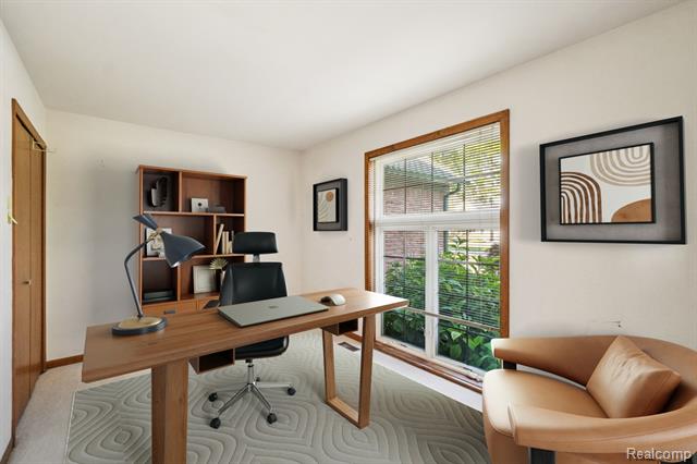 Builiding view twenty one for 2142 Kennedy, Rochester, MI. 48309