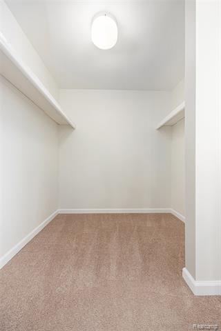 Builiding view seventeen for 1543 Charter Oak, Rochester, MI. 48309