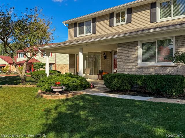 Builiding view one for 123 Longford, Rochester, MI. 48309