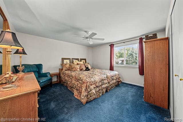 Builiding view twenty one for 123 Longford, Rochester, MI. 48309