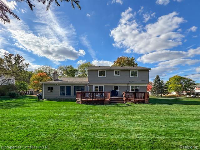 Builiding view two for 123 Longford, Rochester, MI. 48309