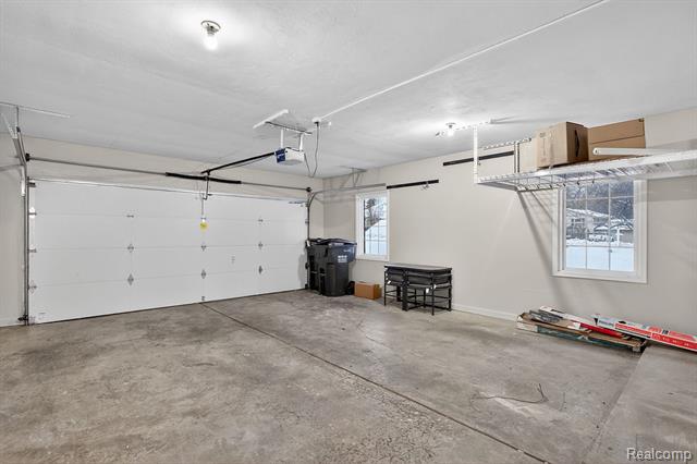 Builiding view twenty eight for 126 Orchardale, Rochester, MI. 48309