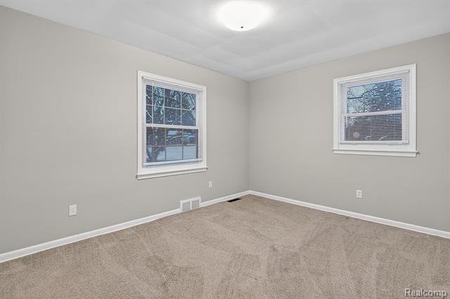 Builiding view twenty six for 126 Orchardale, Rochester, MI. 48309