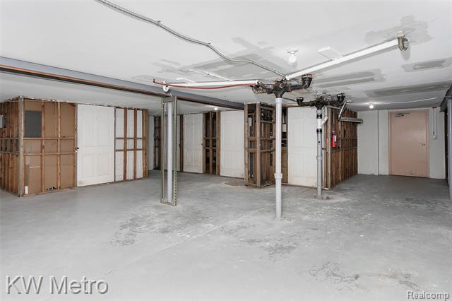 Builiding view twenty two for 2309 Walton, Rochester, MI. 48309