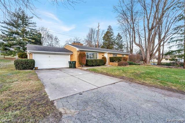 Builiding view one for 2330 Walton, Rochester, MI. 48309