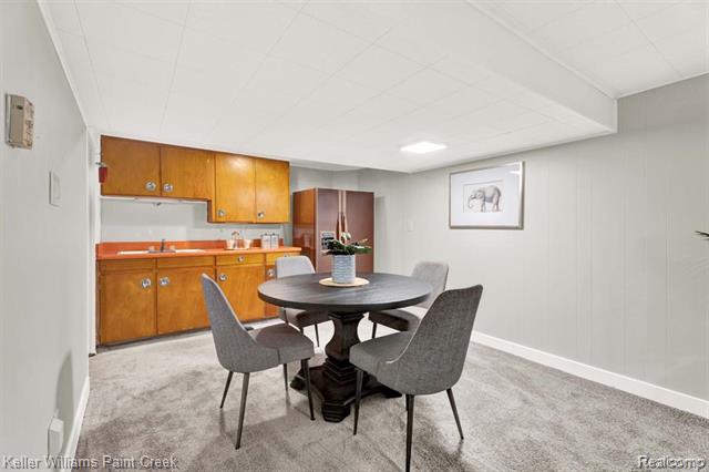 Builiding view twenty seven for 2330 Walton, Rochester, MI. 48309