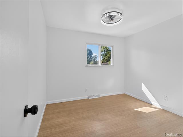 Builiding view fourteen for 2070 Walton, Rochester, MI. 48309