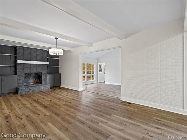 Builiding view eight for 32 Shagbark, Rochester, MI. 48309