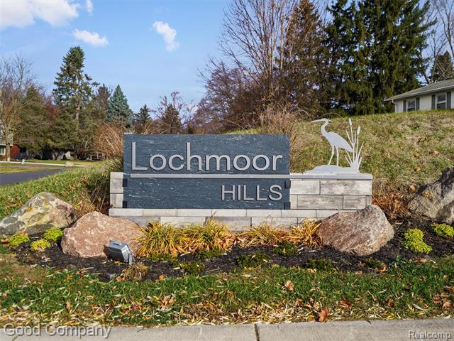 Builiding view twenty nine for 32 Shagbark, Rochester, MI. 48309