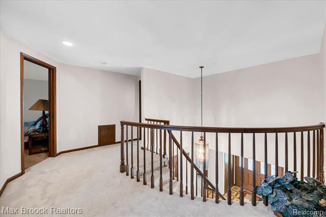 Builiding view thirty for 217 Stonetree, Rochester, MI. 48309