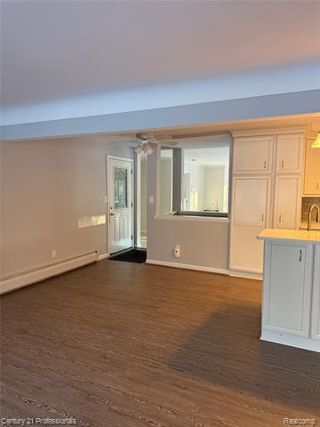 Builiding view five for 216 Nevada, Rochester, MI. 48309