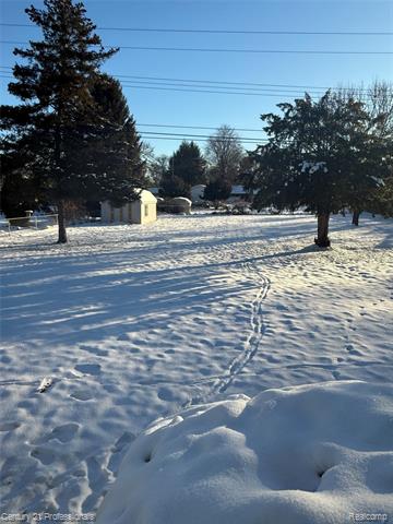 Builiding view nineteen for 216 Nevada, Rochester, MI. 48309