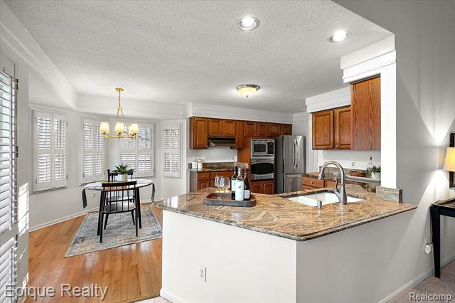 Builiding view eight for 254 Marmoor, Rochester, MI. 48309