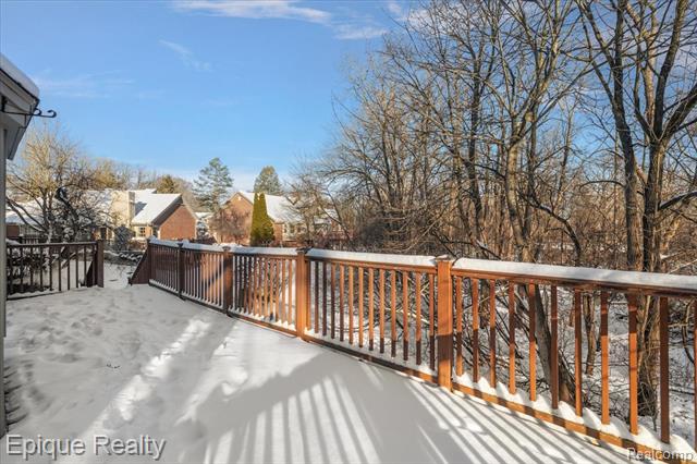 Builiding view forty eight for 254 Marmoor, Rochester, MI. 48309