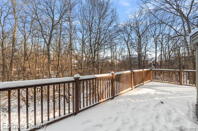 Builiding view forty five for 254 Marmoor, Rochester, MI. 48309