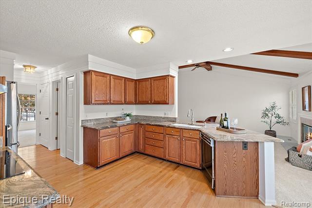 Builiding view twelve for 254 Marmoor, Rochester, MI. 48309