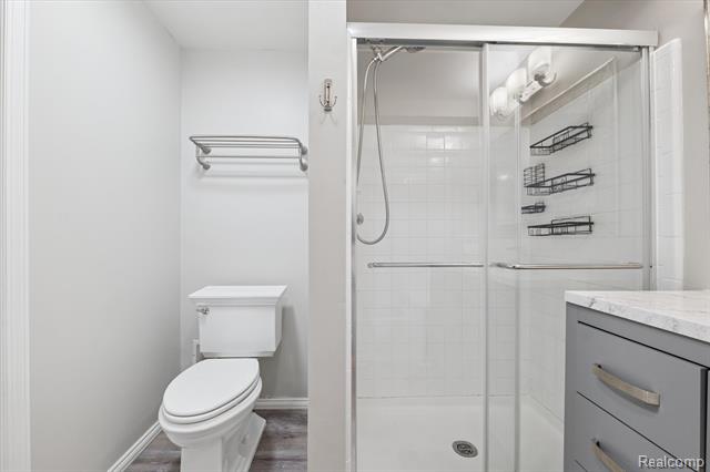 Builiding view forty five for 2728 Winter Park, Rochester, MI. 48309