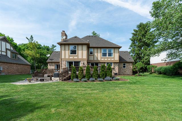 Builiding view thirty eight for 2805 Powderhorn Ridge, Rochester, MI. 48309