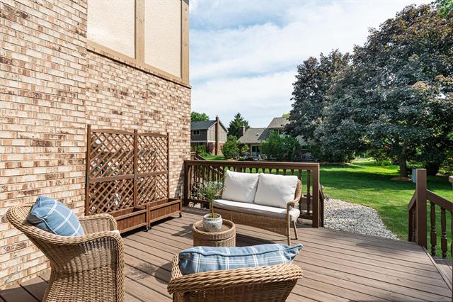 Builiding view thirty nine for 2805 Powderhorn Ridge, Rochester, MI. 48309