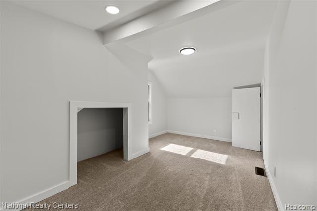 Builiding view ten for 1165 Vinewood, Auburn Hills, MI. 48326