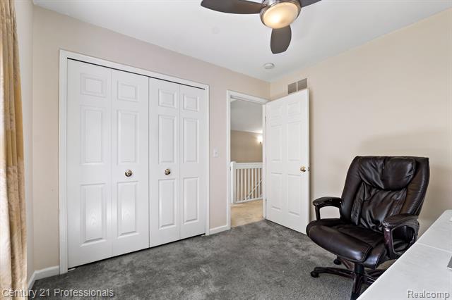 Builiding view thirty three for 3305 Grove, Auburn Hills, MI. 48326