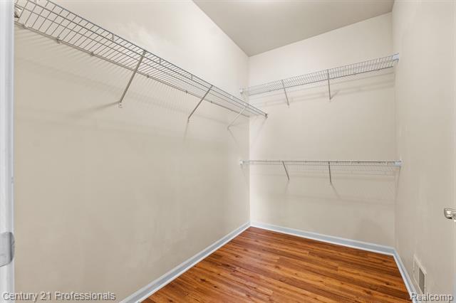 Builiding view twenty eight for 3305 Grove, Auburn Hills, MI. 48326