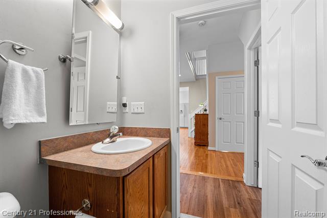 Builiding view twenty four for 3305 Grove, Auburn Hills, MI. 48326